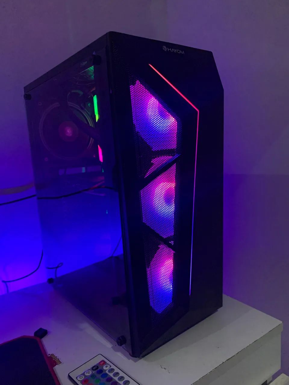 Gaming case with 4 fans64363328803075120