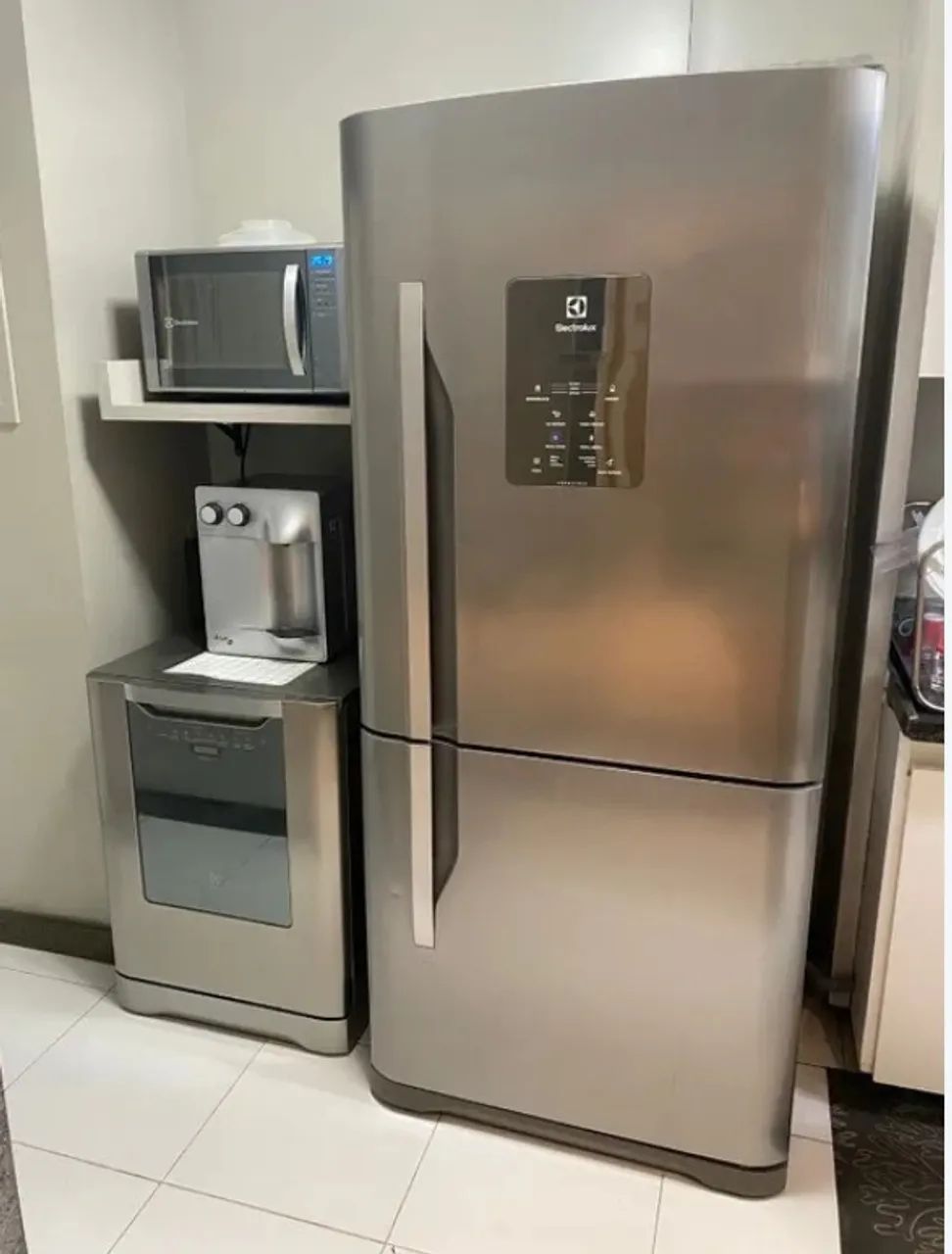 Geladeira Eletrolux Inveverse 600 Litros - Foto 4