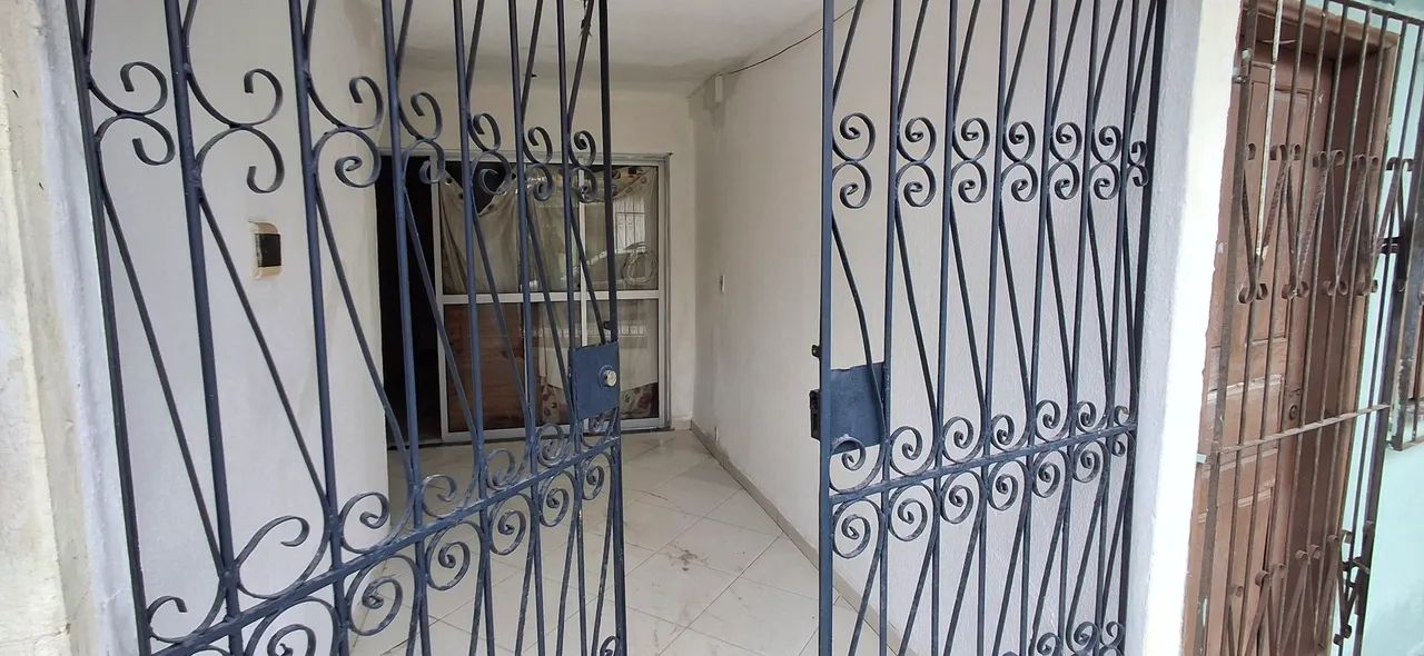  casa Terrea com uma pequena garagem,100m, prox ao CT do Bahia. - Foto 5