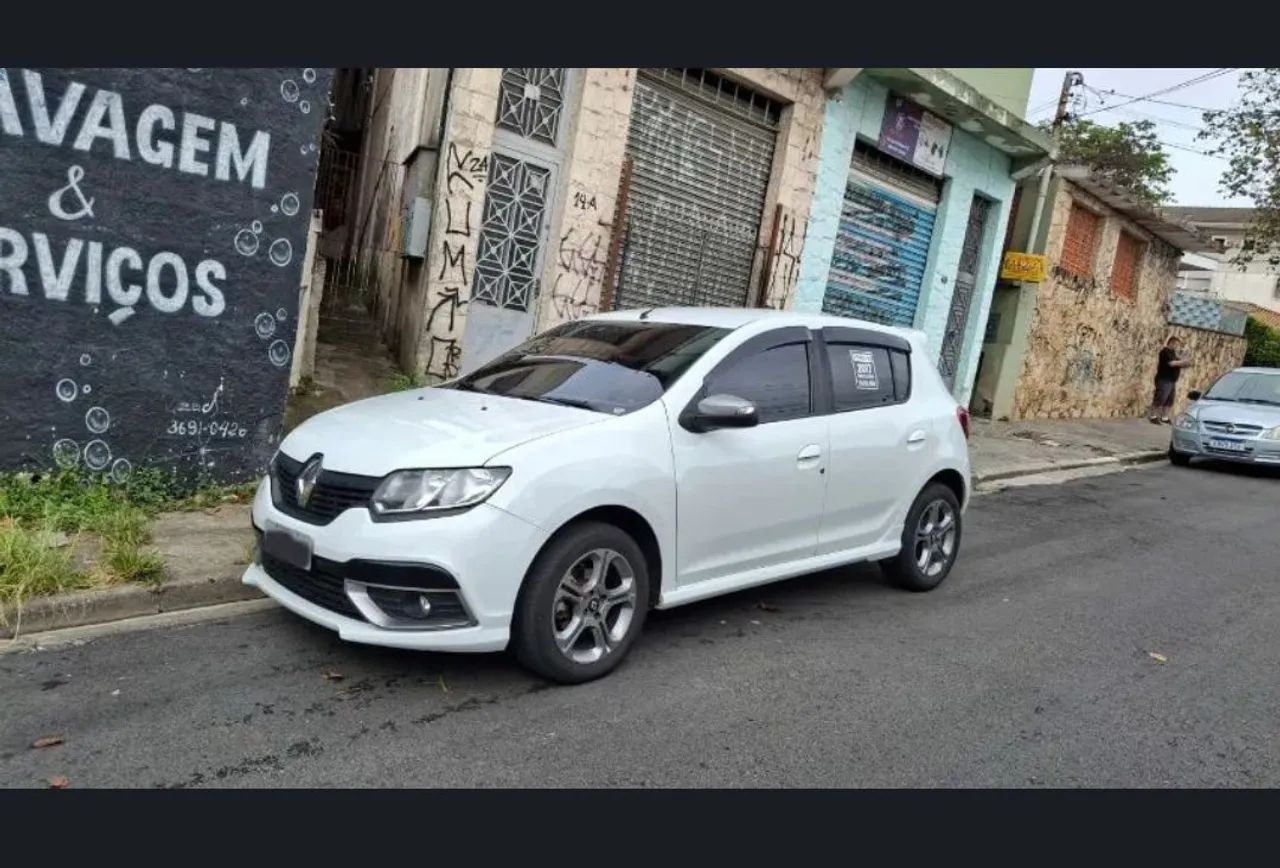 Vendo ou troco Sandero GT line 2019 - Foto 2