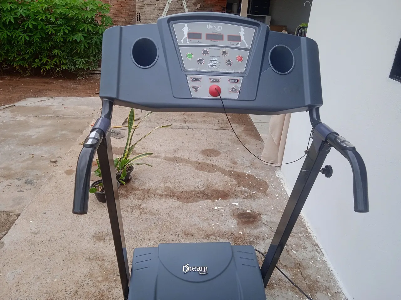 Esteira Dream Fitness - Ótima para seus treinos!