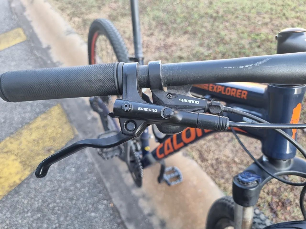 Caloi Explorer aro 29 Freio hidráulico SHIMANO  - Foto 4