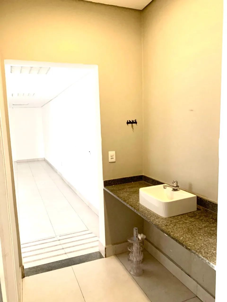 Linda loja - 130 m2 de área útil - 100 m da estação de metrô Praça da Árvore (linha azul) - Foto 9
