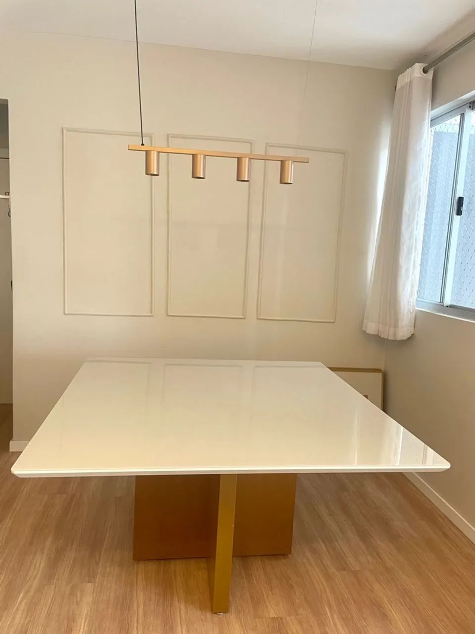 Mesa de Jantar em Vidro e Madeira (MDF) - Foto 2