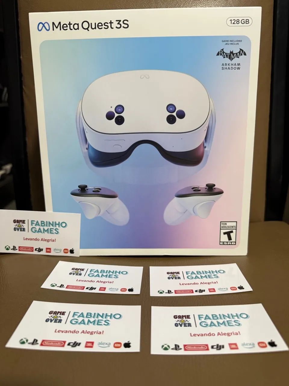 Óculos de Realidade Virtual Meta Quest 3S 128GB  Batman: Arkham Shadow 