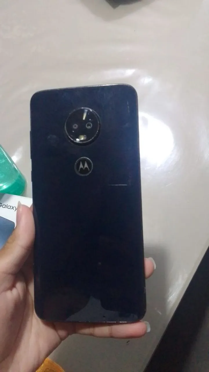 Moto g7 64 gb 350$