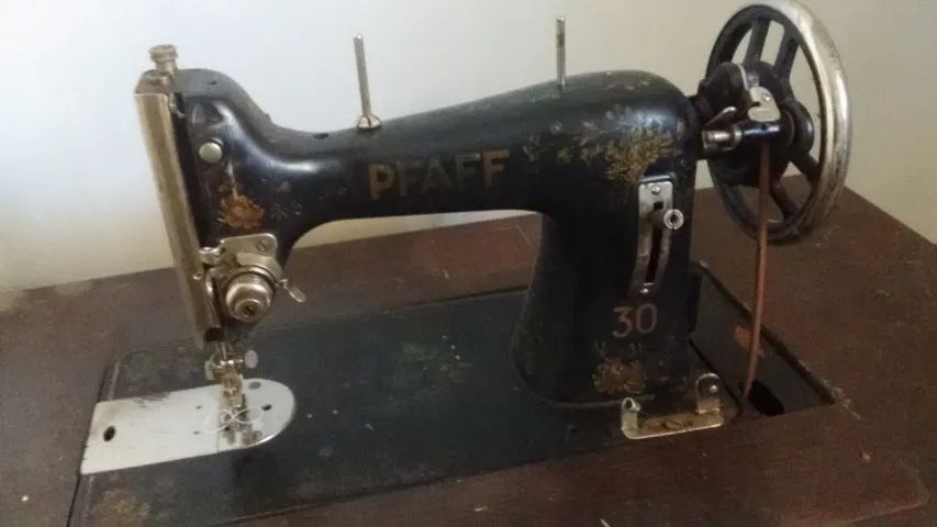 Máquina de Costura pfaff64168606368514120