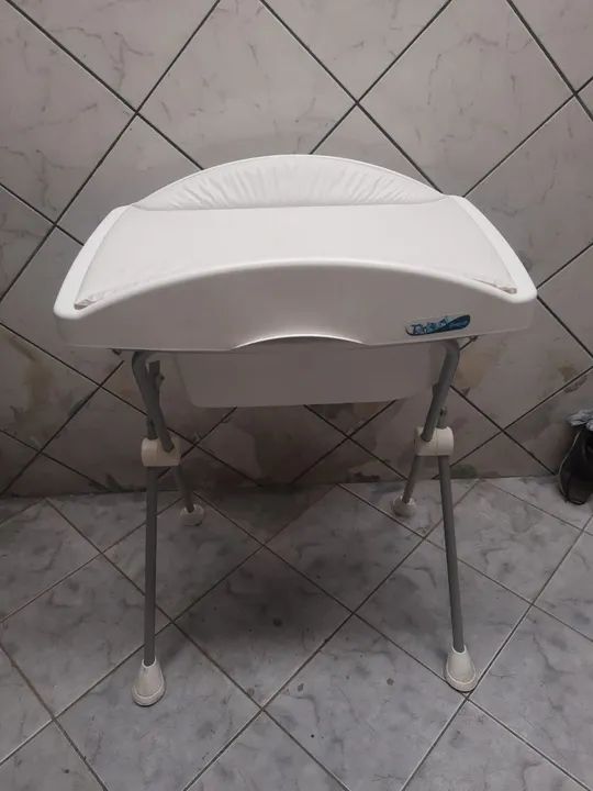 Banheira Burigotto com trocador unissex 