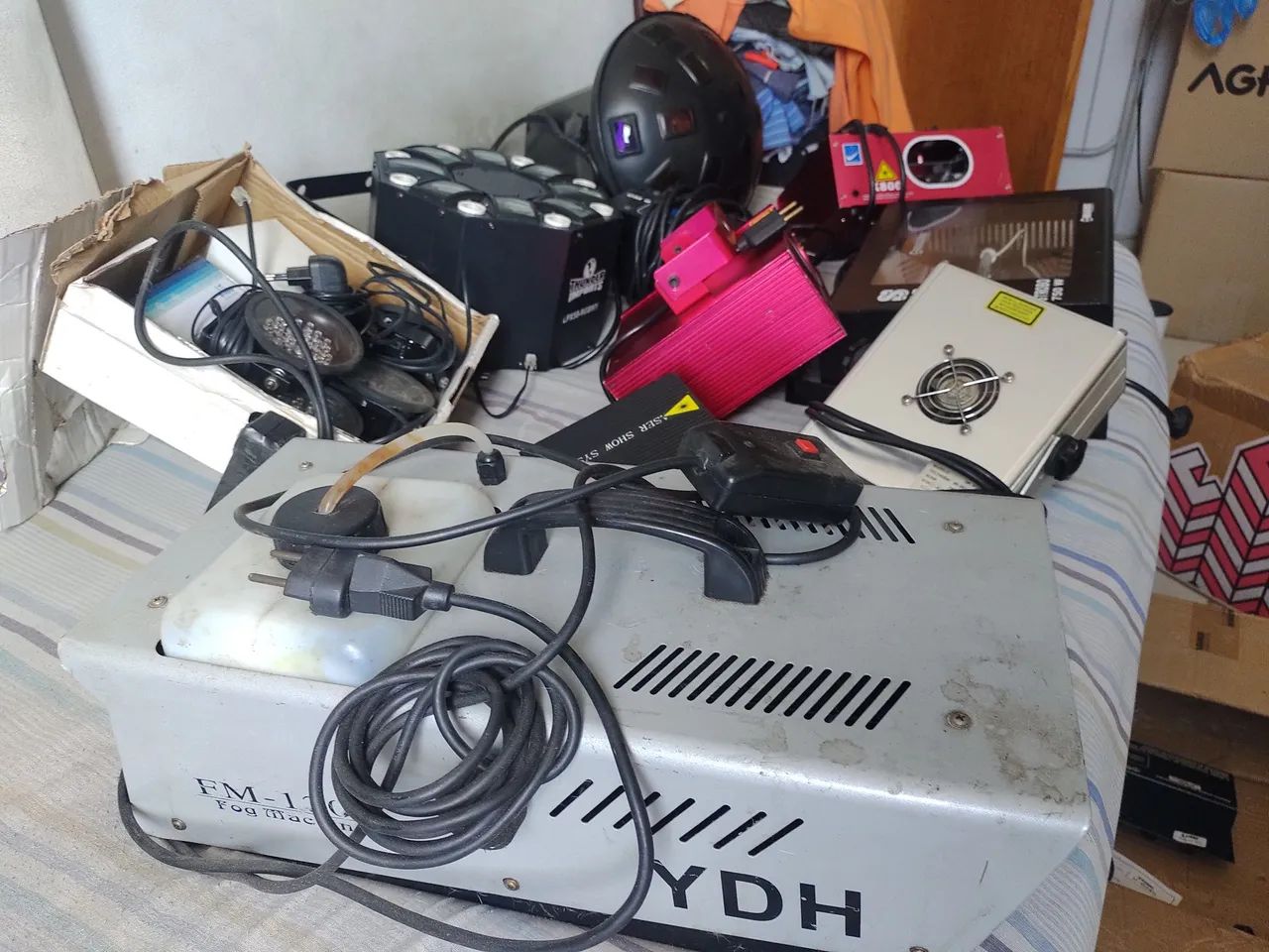 Vendo iluminação de Dj - Foto 2