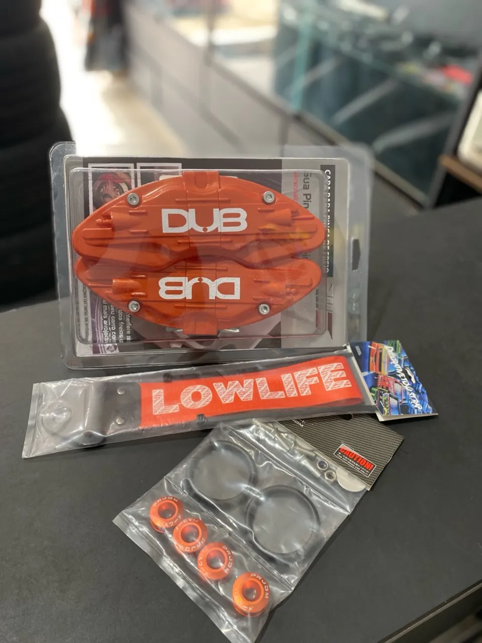 Kit Tuning DUB - Estilo e Performance para seu Carro!