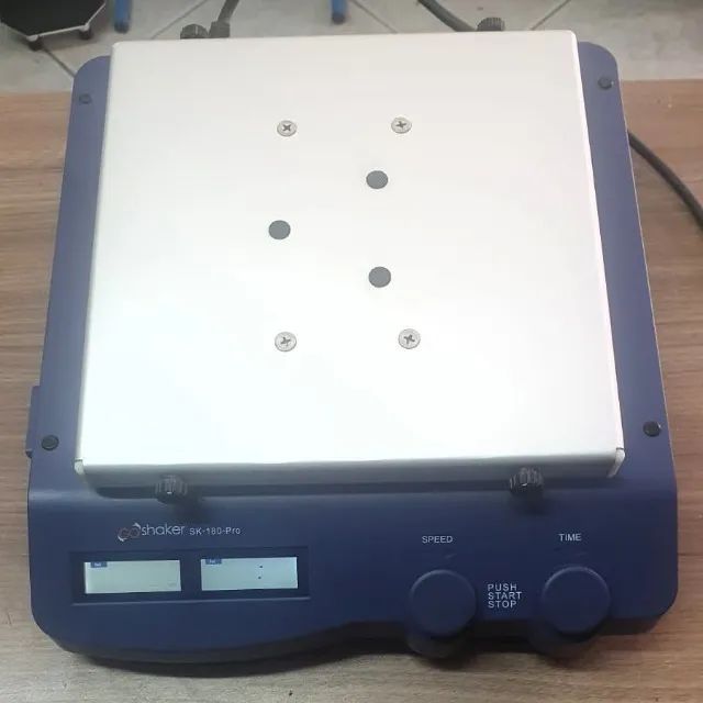 Agitador Linear Digital com plataforma universal R$ 970,00 - Foto 2