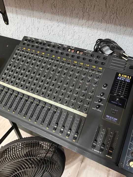 Mesa de Som Kawai MX-16 16 Canais - Foto 2