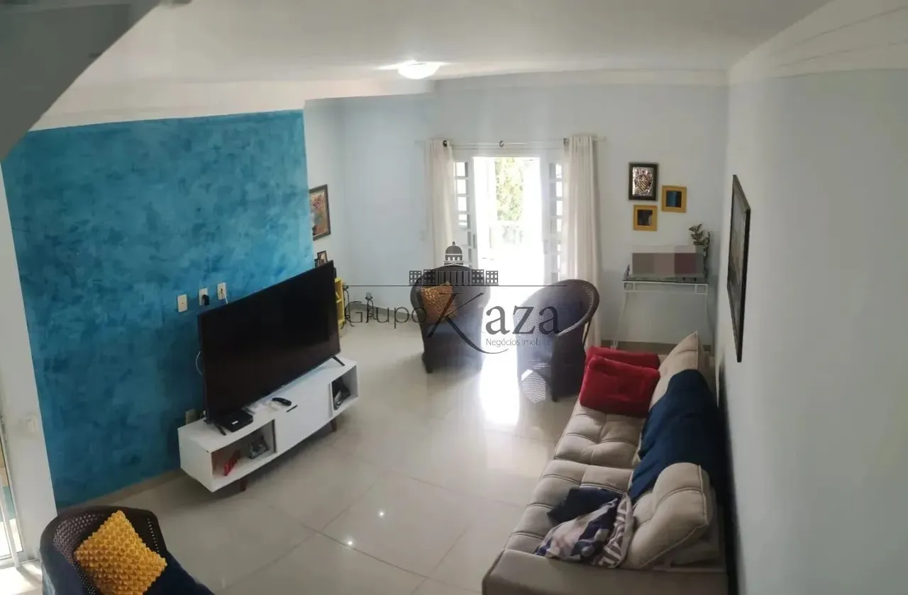 Casa Sobrado - Jardim Torrão de Ouro - 4 Dormitórios - 280,62m² - MOBILIADA.