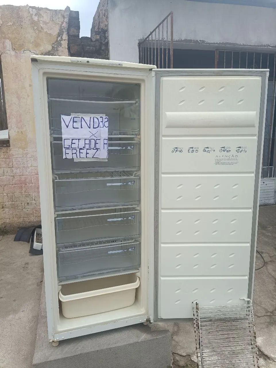 Geladeira/Freezer em ótimo estado! - Foto 3