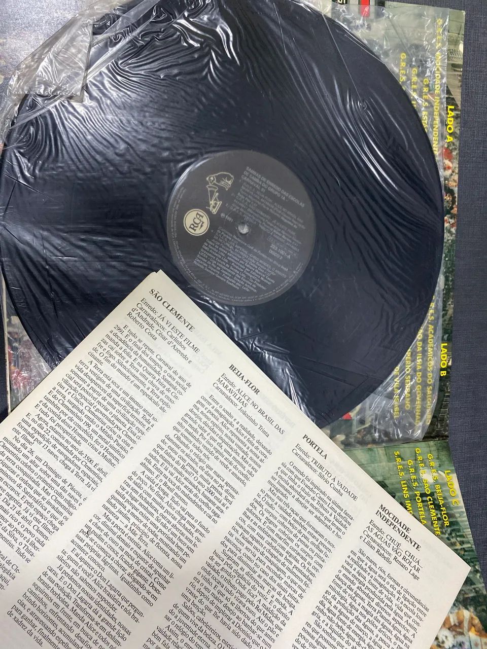 Lp 2 discos de vinil Sambas de Enredo Carnaval 91  - Foto 4