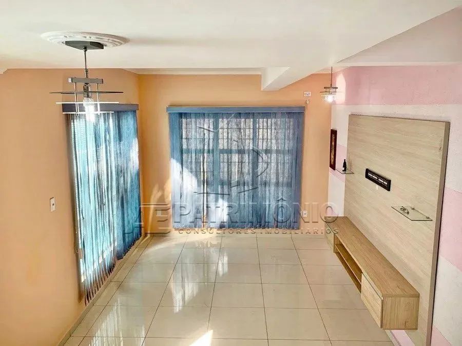 CASA,3 Dormitorio(s) bairro Assis