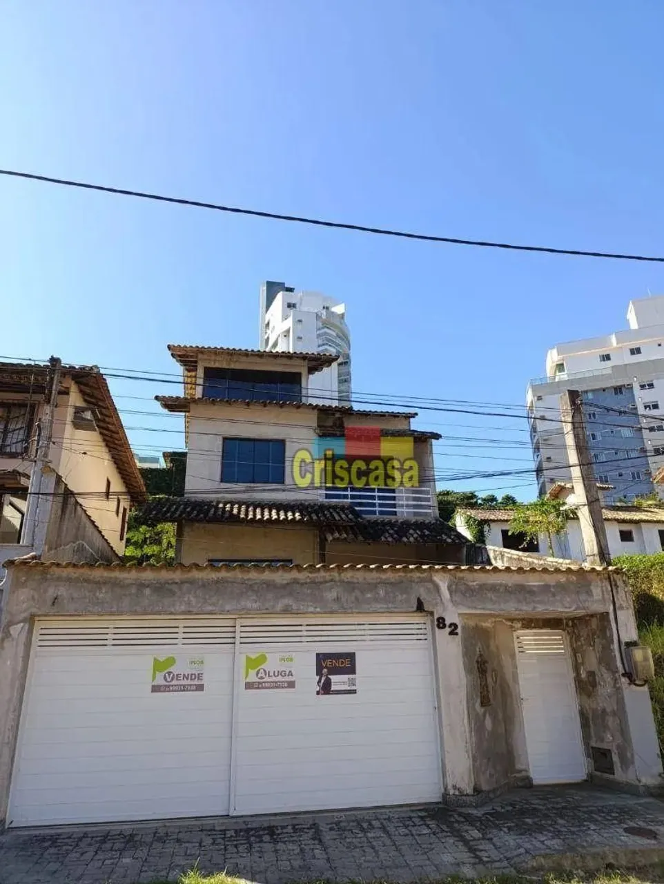 Casa com 3 dormitórios para alugar, 200 m² por R$ 6.141,33/mês - Glória - Macaé/RJ