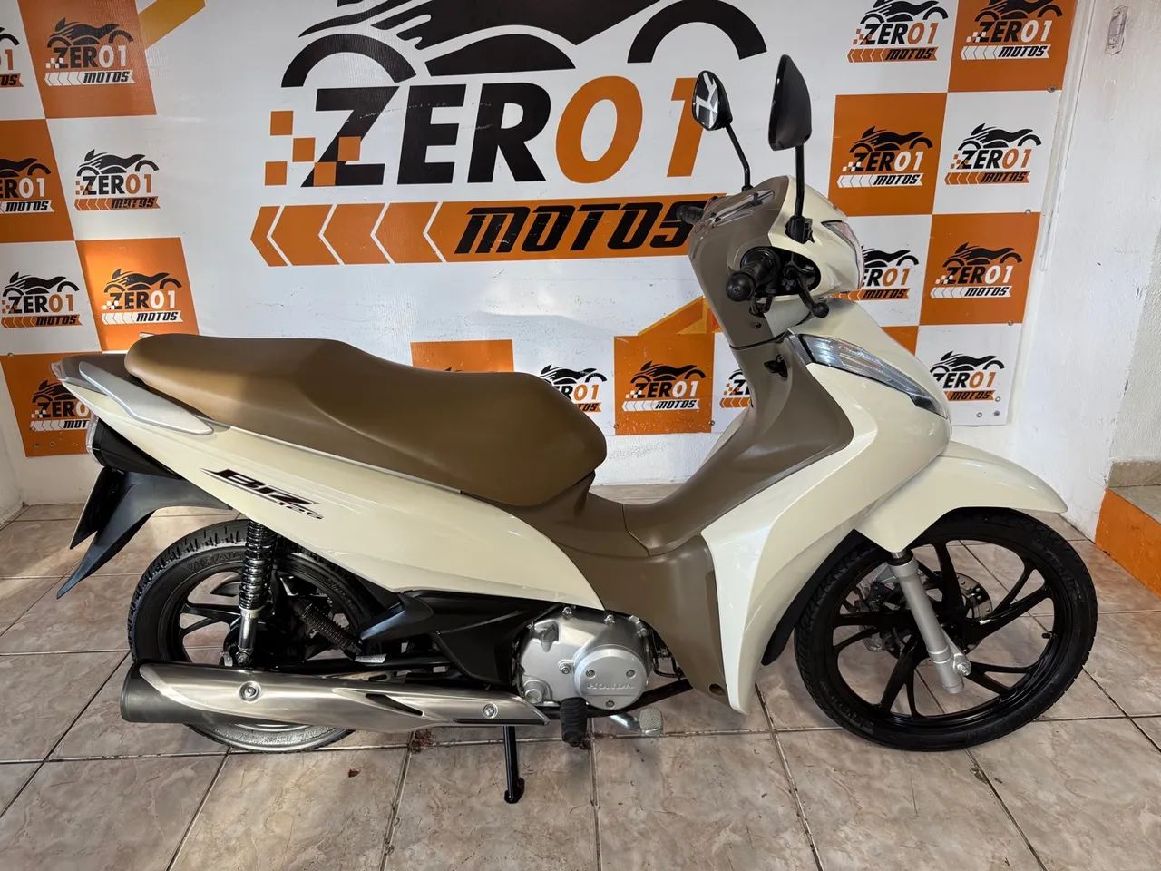 Biz 125 Ex Única Dona BaixoKm Novíssima