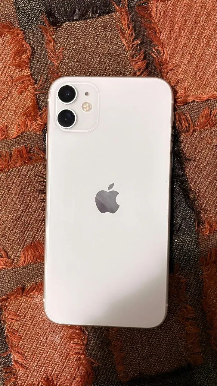 iPhone 11 64g - Celulares e Smartphones - Centro, Manaus