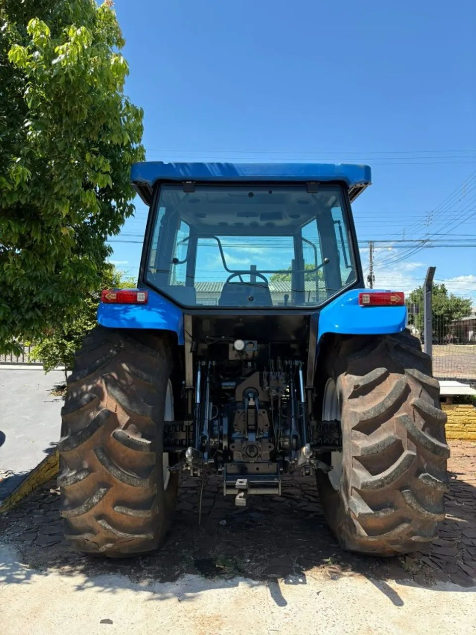TRATOR AGRÍCOLA NEW HOLLAND TS 6020  - 2011 - Foto 3