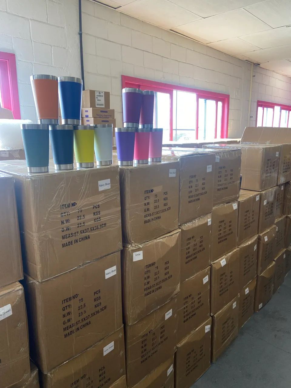 COPO TÉRMICO COM TAMPA E ABRIDOR 473ml  ATACADO - Foto 2