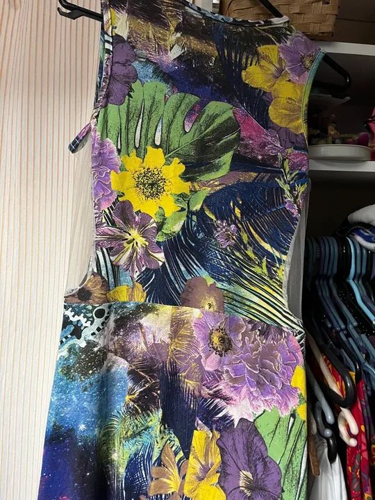 Vestido Longo Floral com Detalhe em Tule - Foto 2
