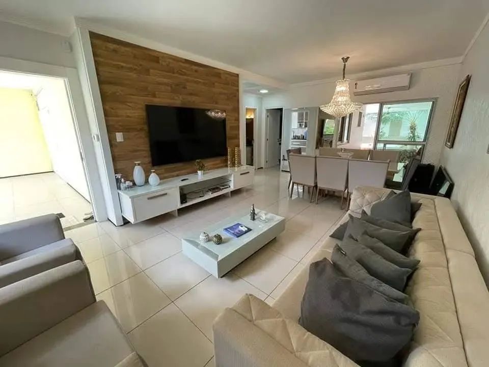 LOCAÇÃO// Casa em condomínio de 4 Suítes // Todo Projetada // Mobiliada