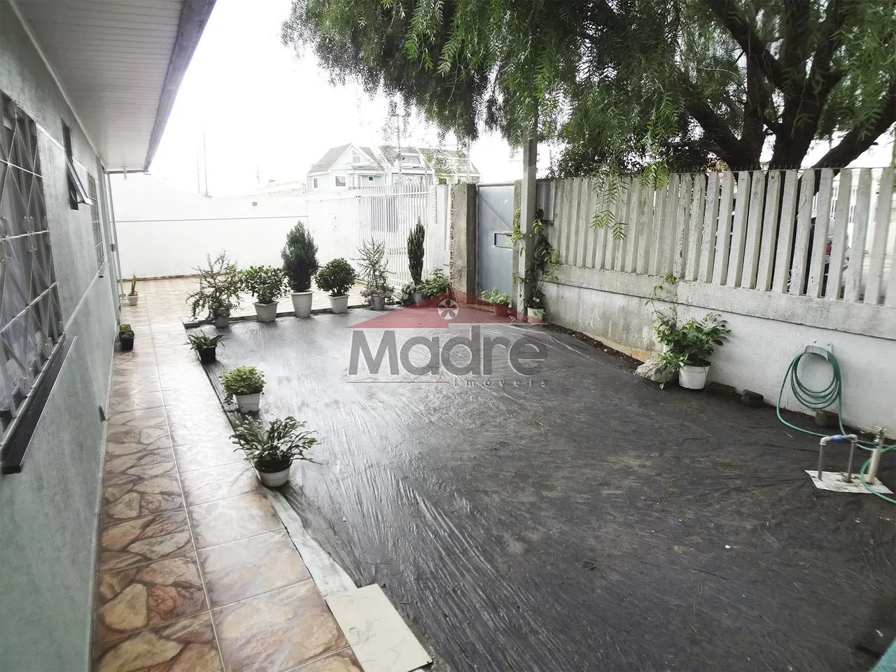 Casa com 3 dormitórios à venda por R$ 725.000,00 no bairro Sítio Cercado - CURITIBA / PR - Foto 2