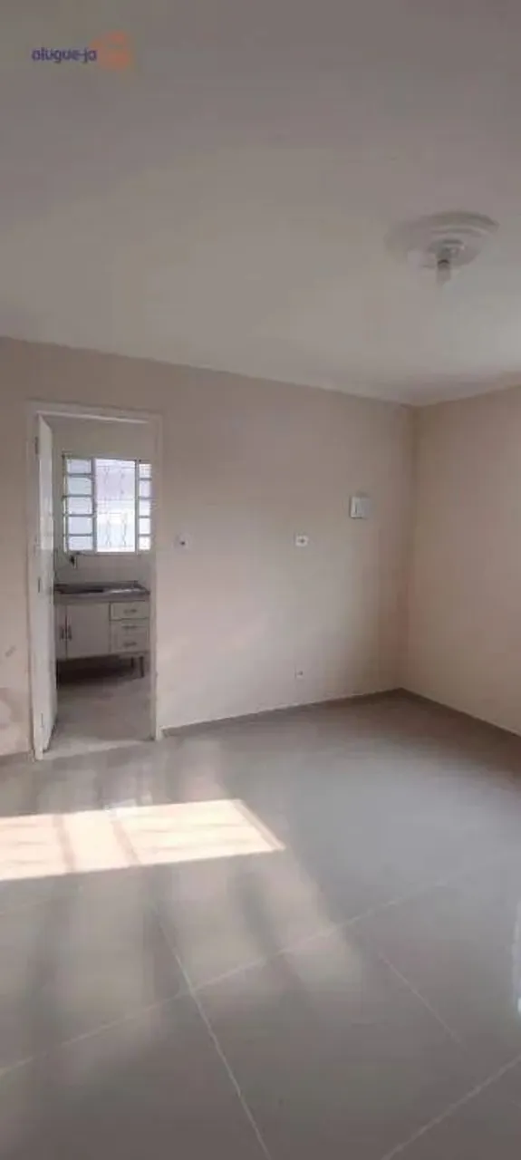 Kitnet para Alugar no Jardim Satélite com 40m²