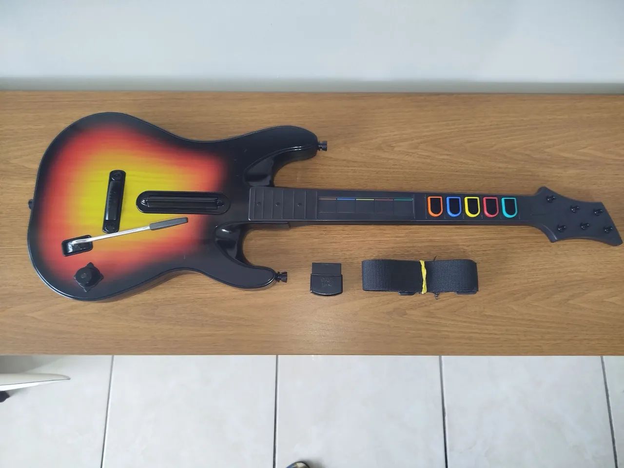 Guitarra Sunburst Guitar Hero wold Tour Ps2