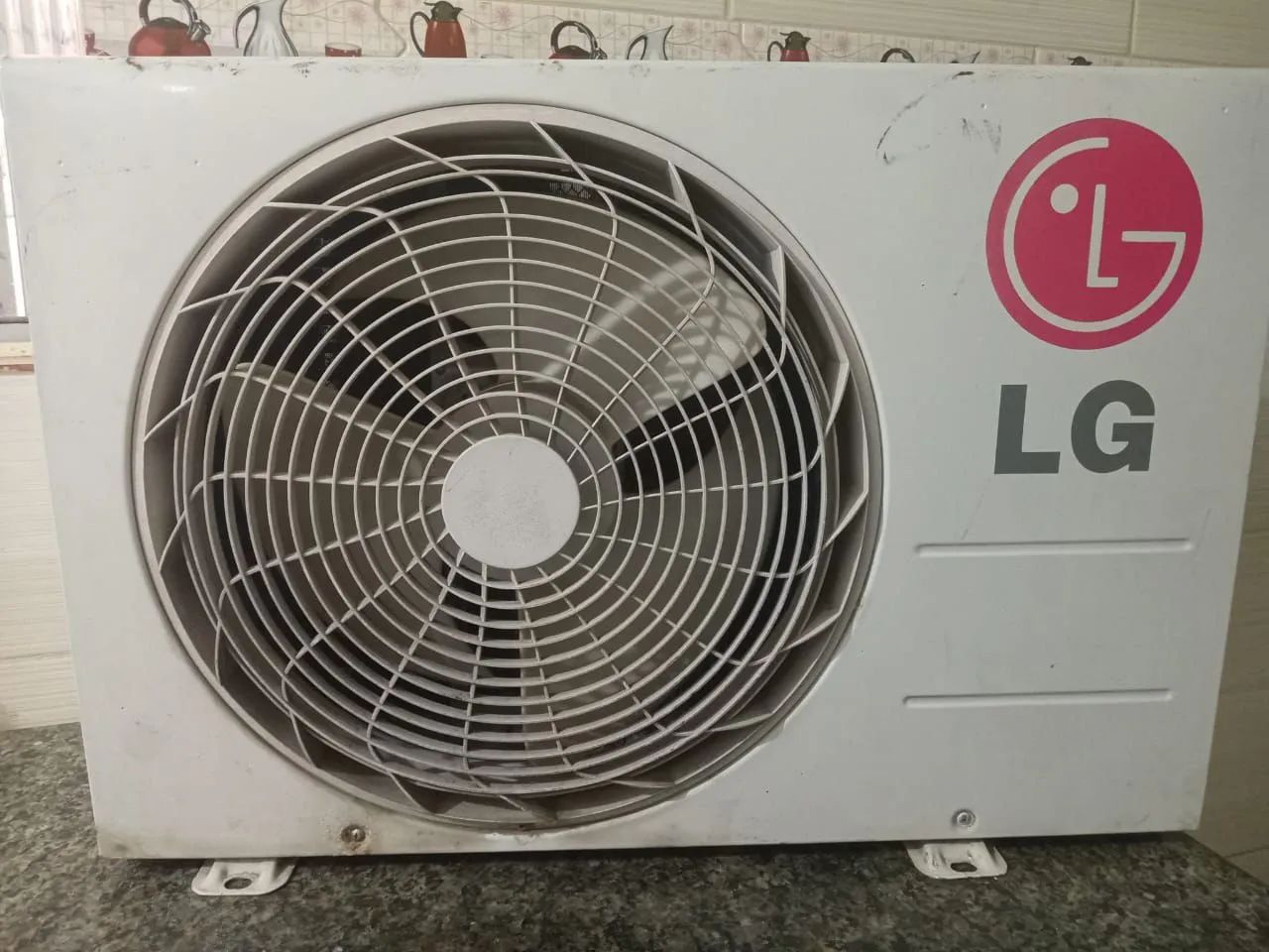 Condensadora LG 9000 Btus Para Ar Condicionado 