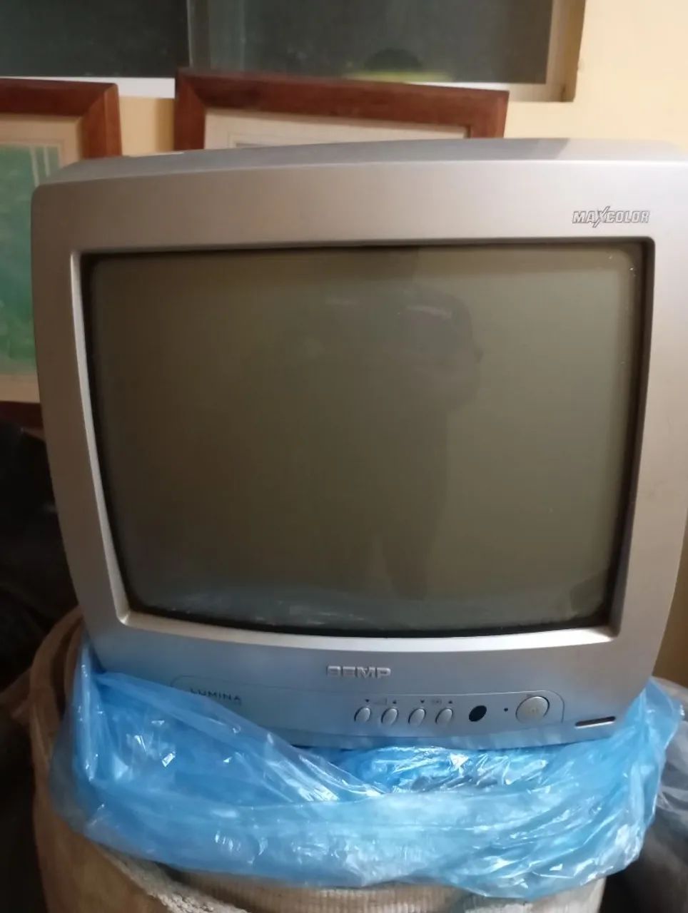 TV 14 polegadas  e 14 polegadas - Funcionando perfeitamente