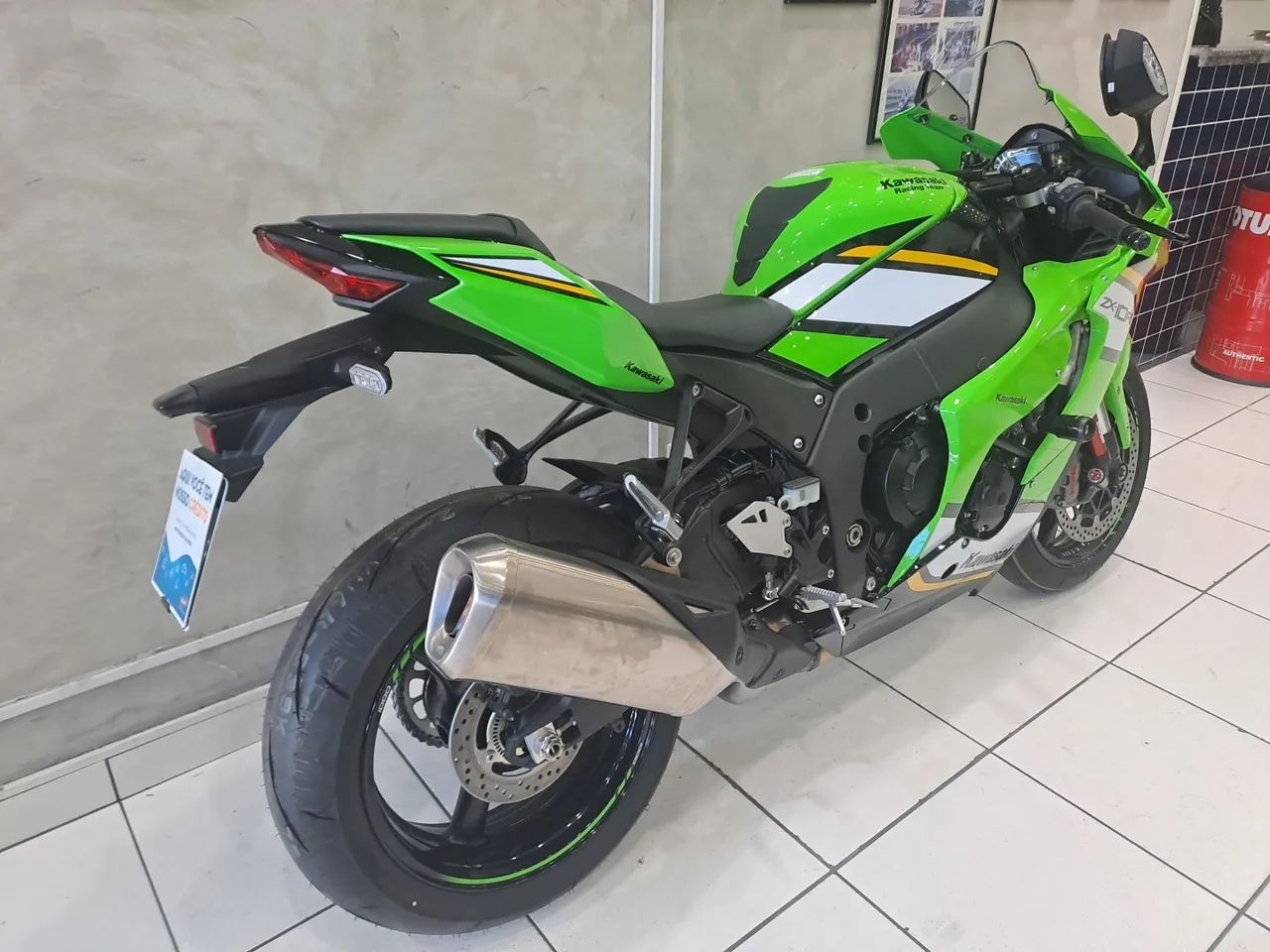 Kawasaki Zx-10/ Zx-10r 1000cc 2025 - 1428343472 | OLX