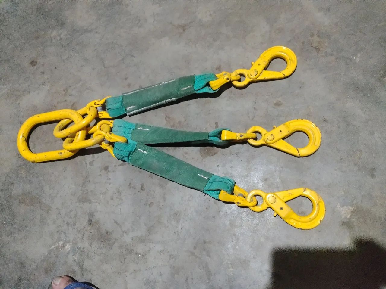 Cinta de elevação em bom estado 