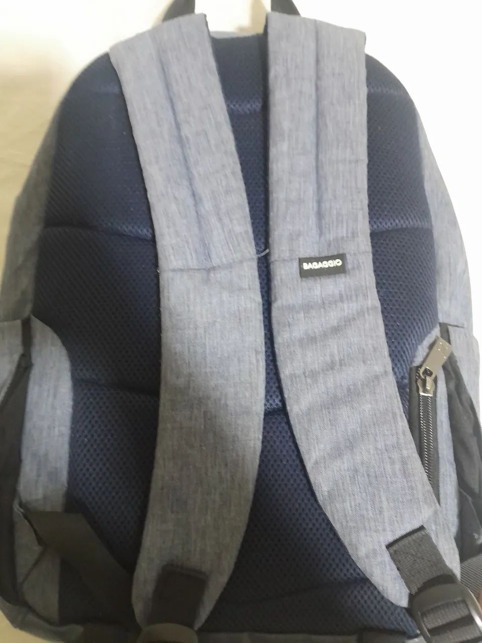 Mochila elegante e impermeável  - Foto 4