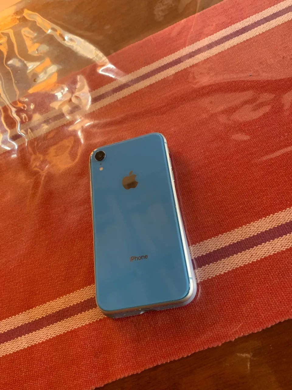 iPhone XR 64gb azul - Foto 2