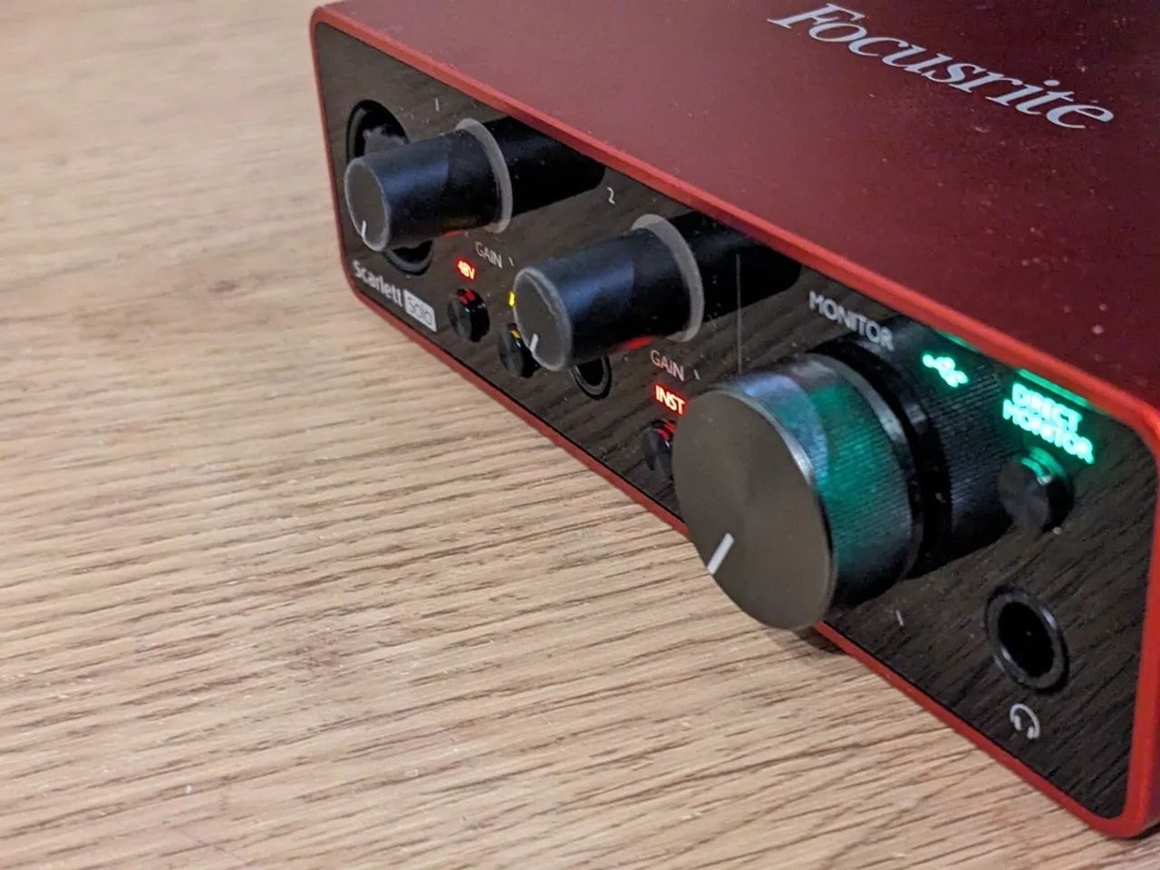 Interface Audio Focusrite Scarlett USB C - Foto 5