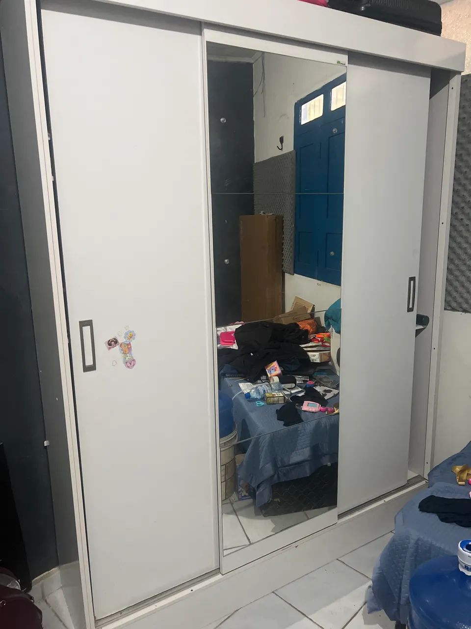 Guarda roupa . 
