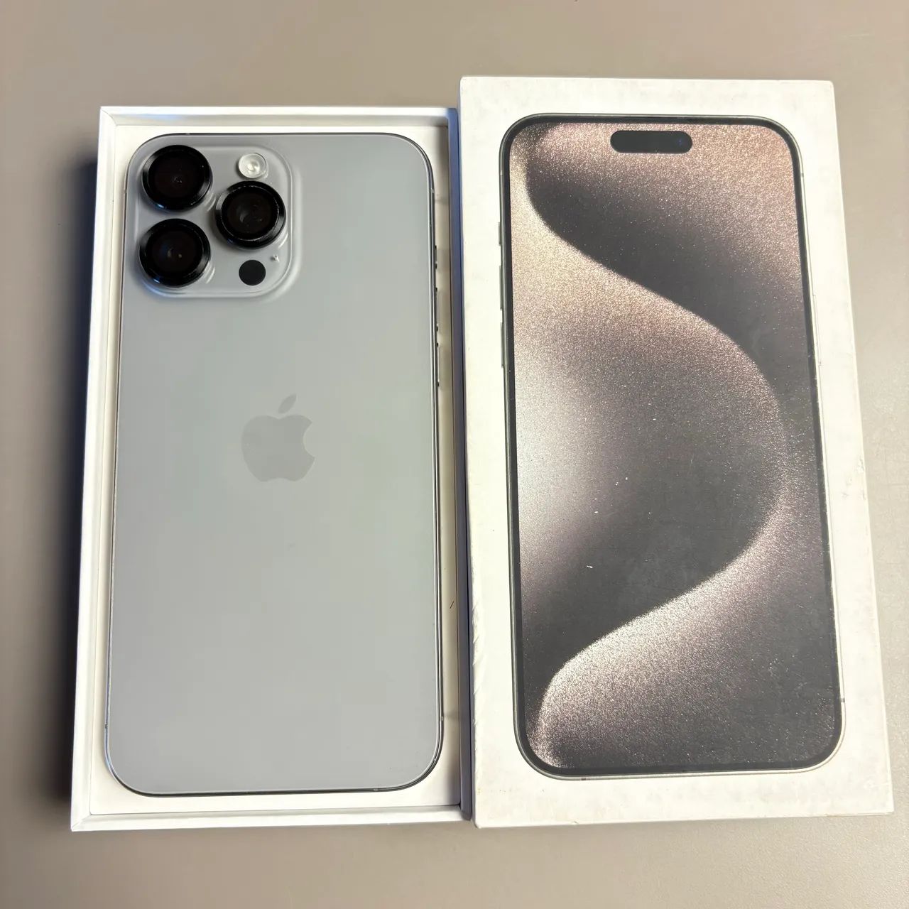iPhone 15 pro Max 88% original Completo Extra
