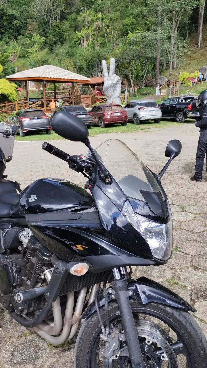 Suzuki Bandit 650s 2011