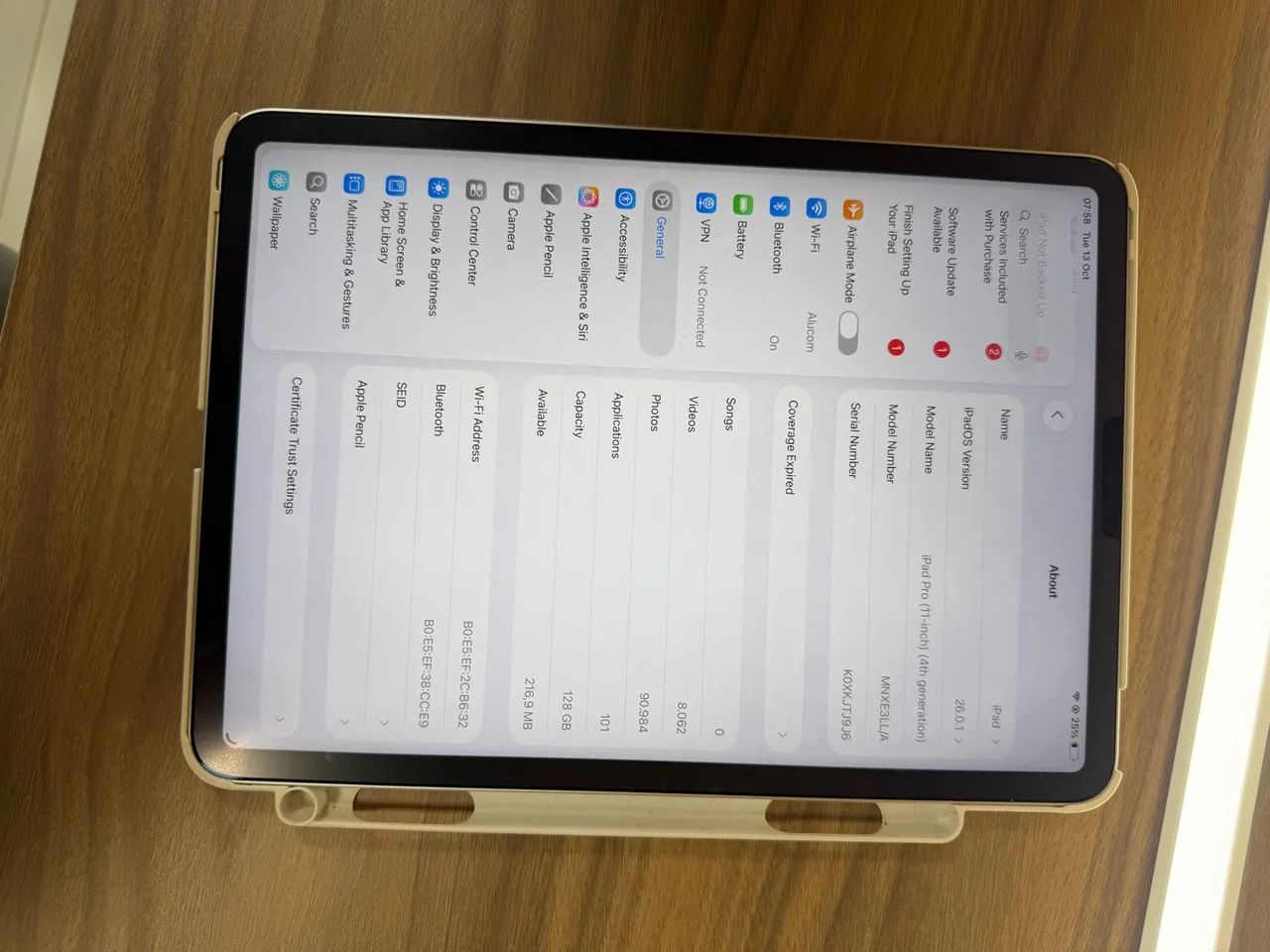 iPad Pro 11? M2 (4ª Geração) 128GB + Capas e Teclado - Foto 2