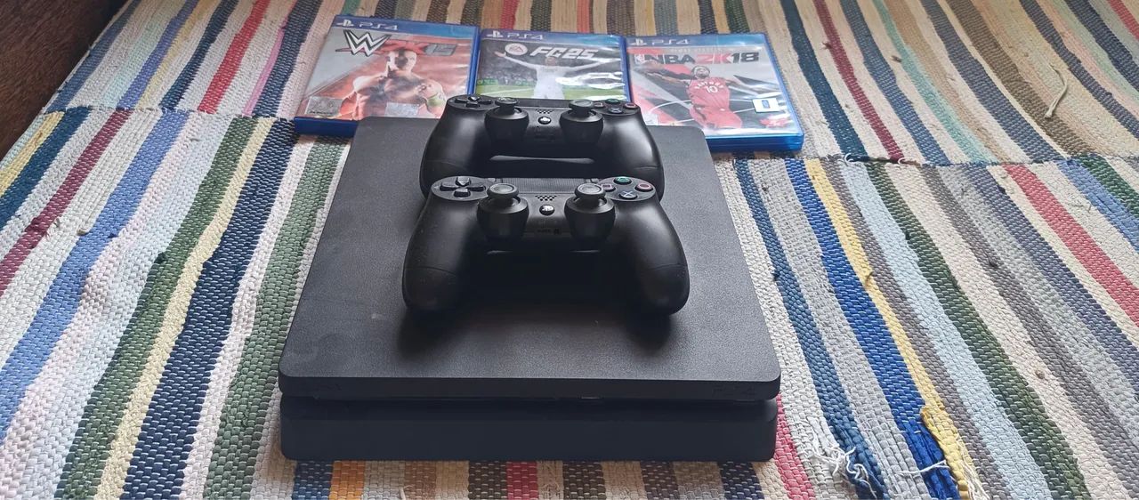 PS4 Slim 1 tb