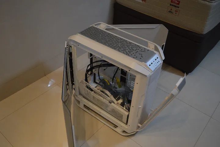 Gabinete Cooler Master C700M branco - Foto 2