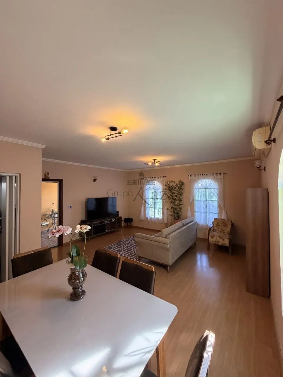Casa - Bosque dos Eucaliptos - 3 Dormitórios com Edícula - 250m². - Foto 2