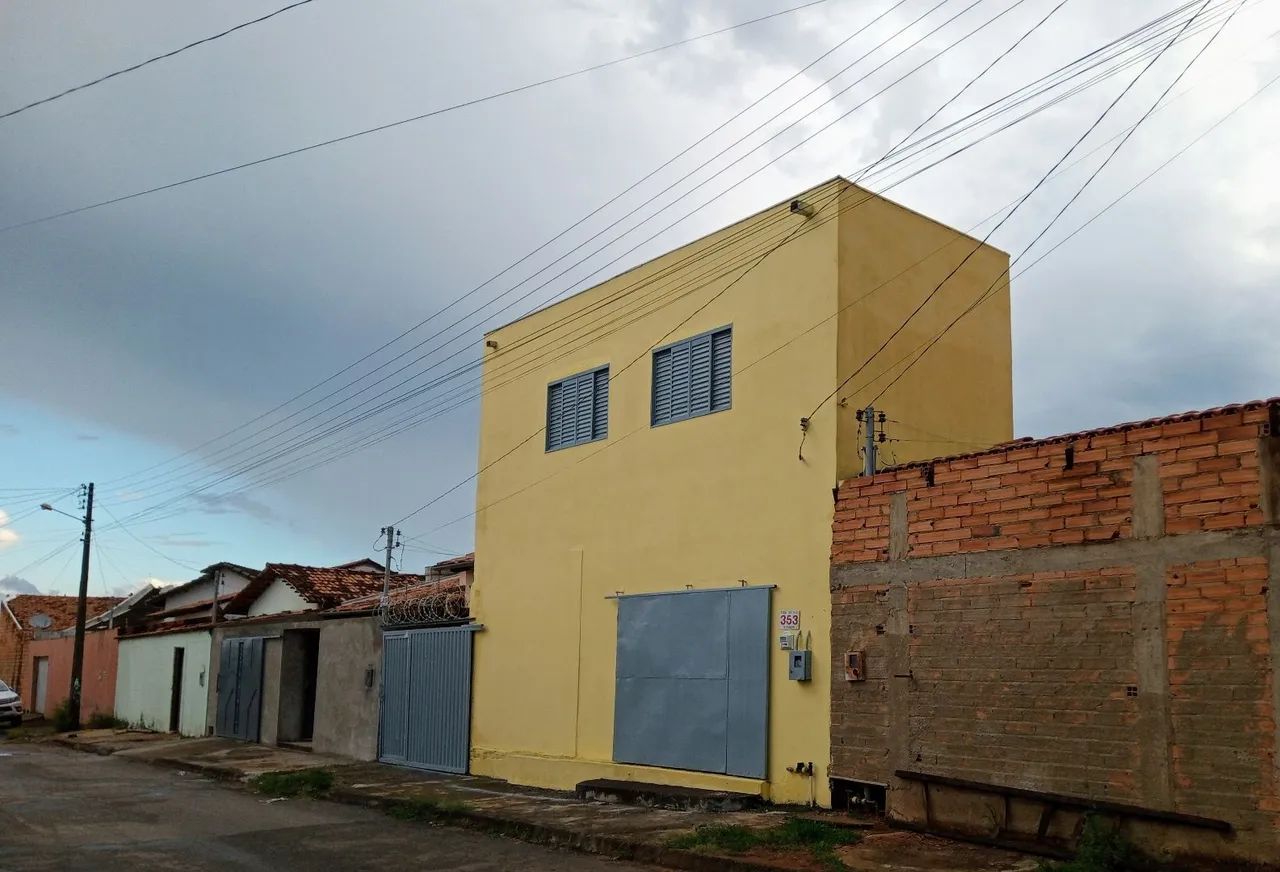 Casa com cômodo comercial em Catalão Goiás  - Foto 4