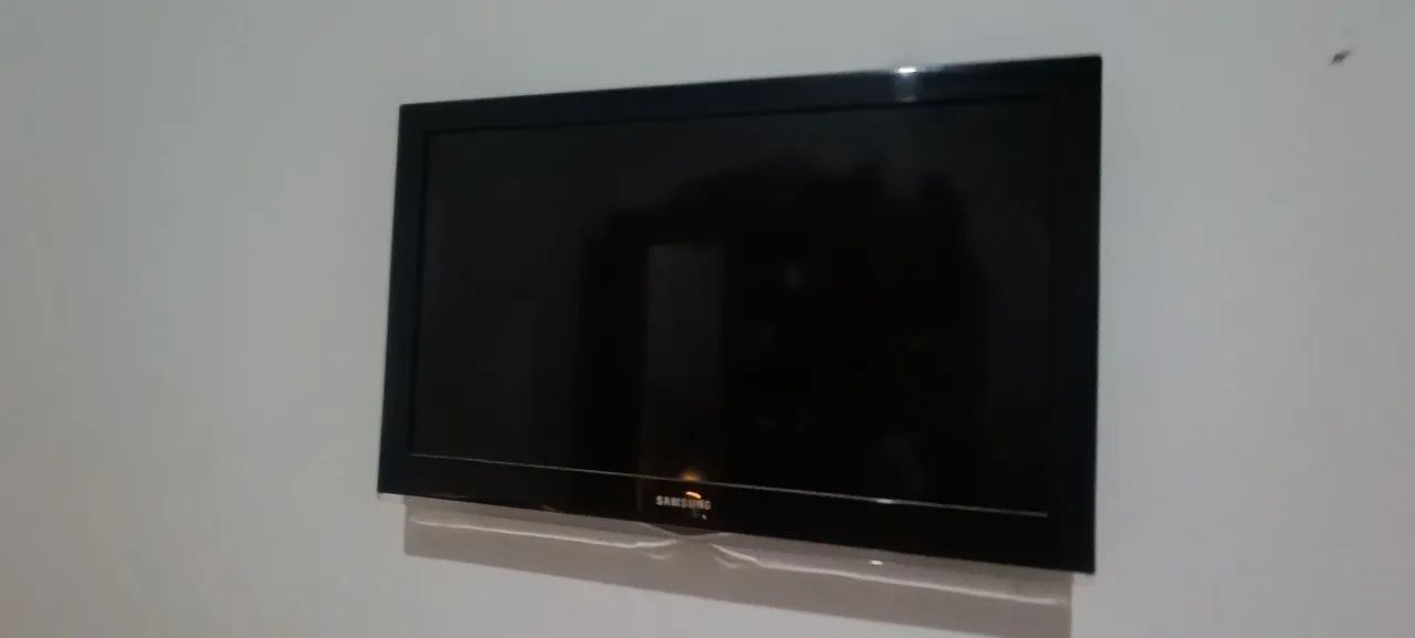 vendo tv 32 polegadas com conversor digital  - Foto 2