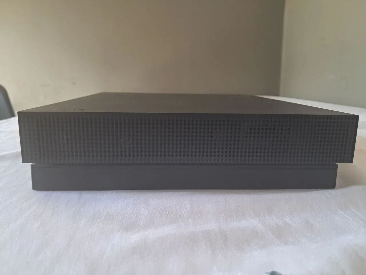 Xbox One X - 1TB  - Foto 5