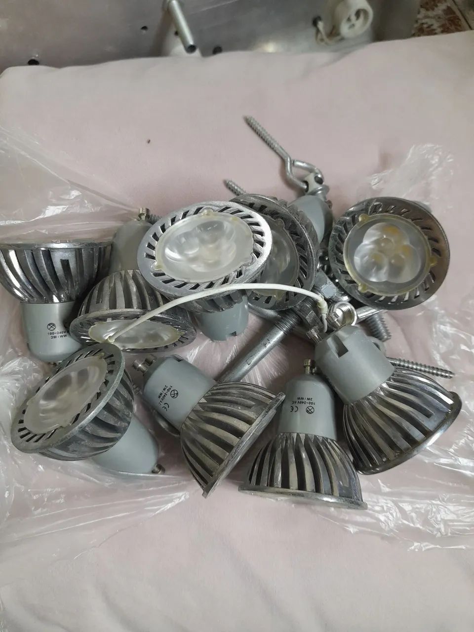 Lustre de Cristal Elegante 44x44 Cm com 9 Luminarias . - Foto 4