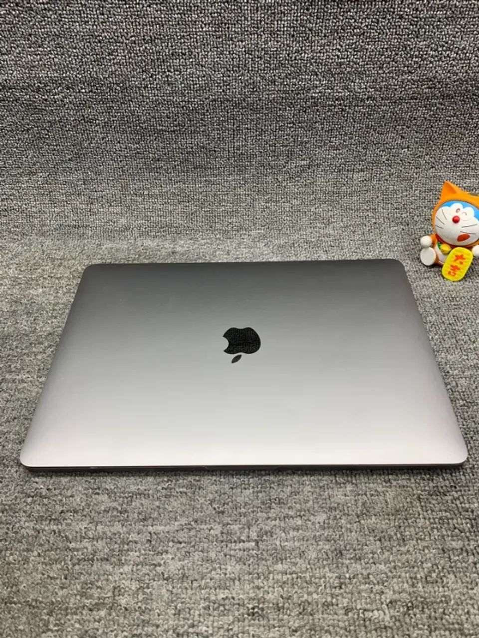 MacBook Pro de 13 polegadas de 2018 modelo A1989 8 GB de RAM + 256