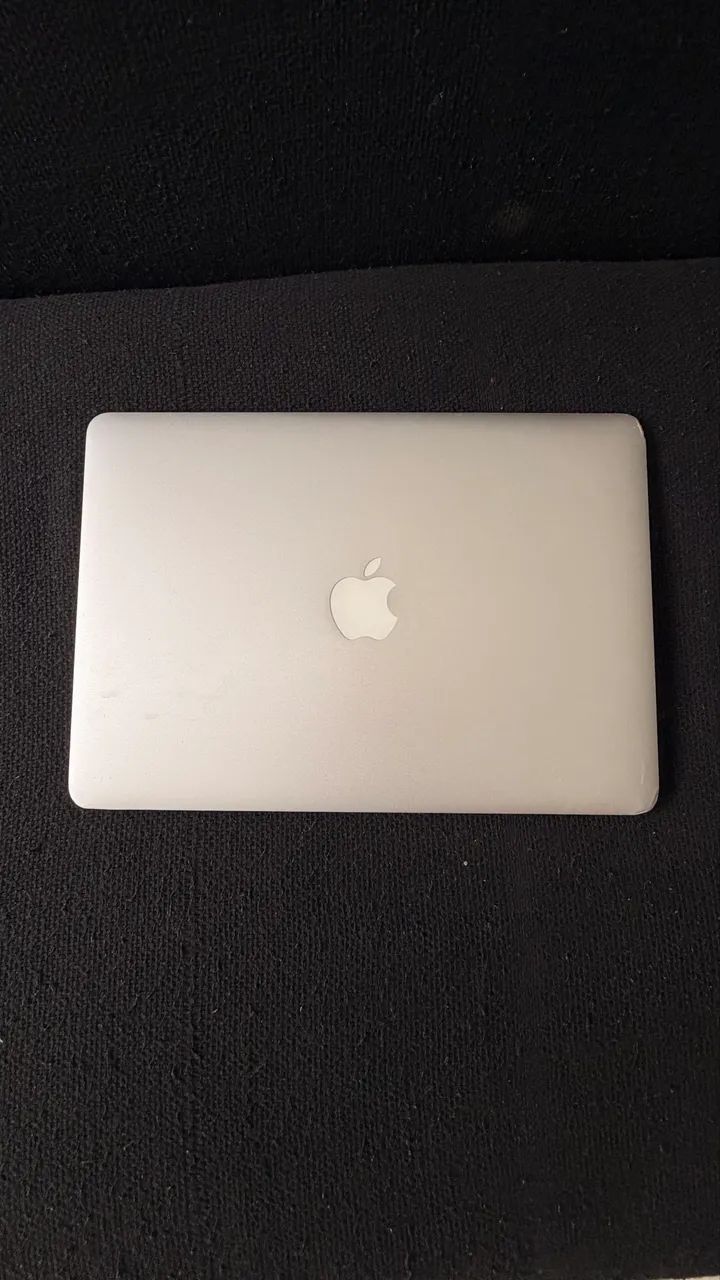 【箱あり】 Mac Book Air （13インチ，Early 2014） MacBook Air ☆MacBook Air・13-inch, Early 2014 - Core i5 1.4GHz
